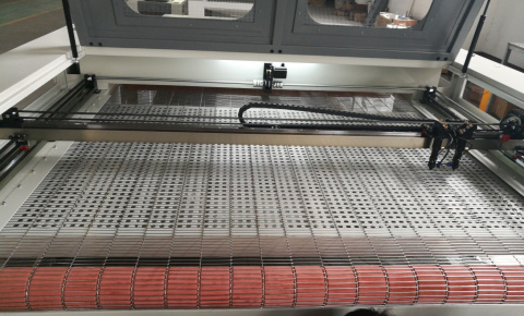 Лазерный станок PRENTO 1610 серии Конвейер